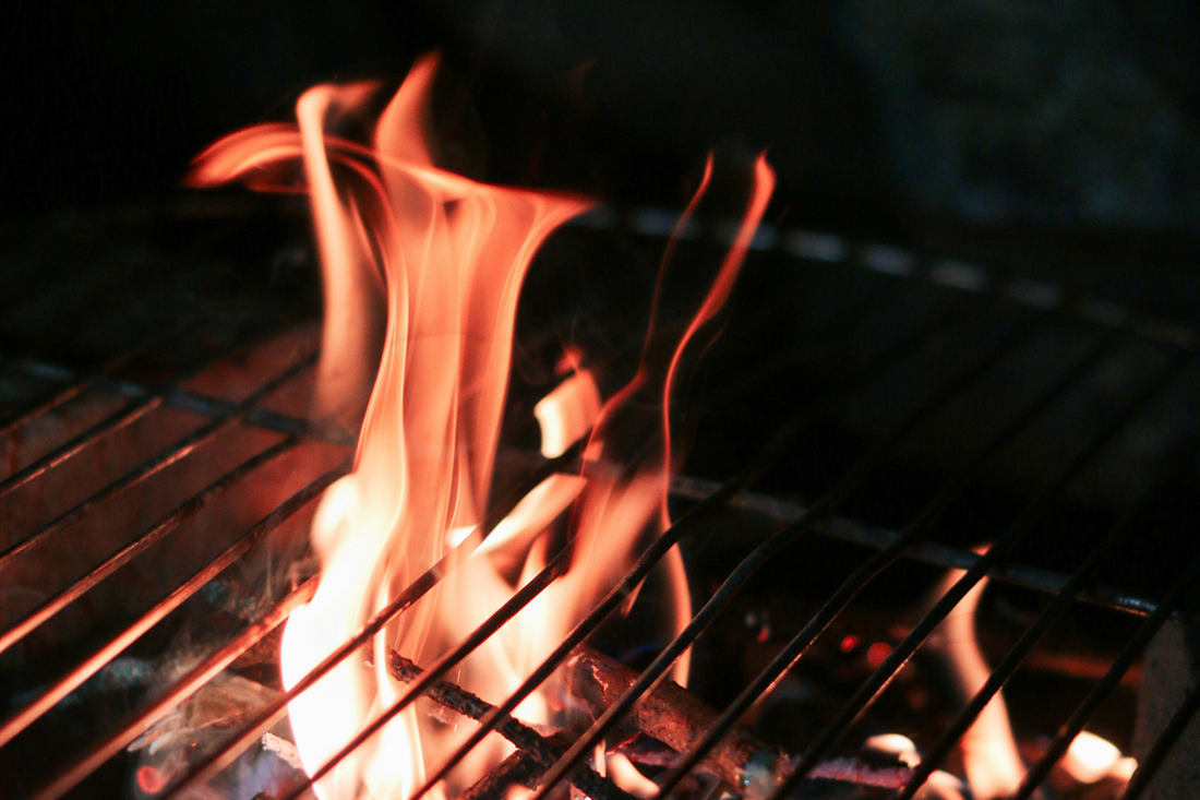 How to Invite Whisky to a Barbecue